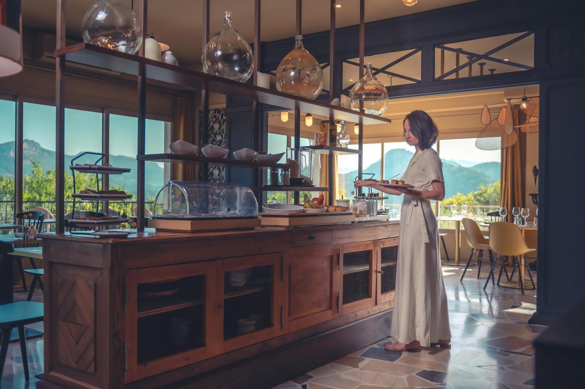 Logis Hotel Restaurant Le Plantevin Propiac المظهر الخارجي الصورة