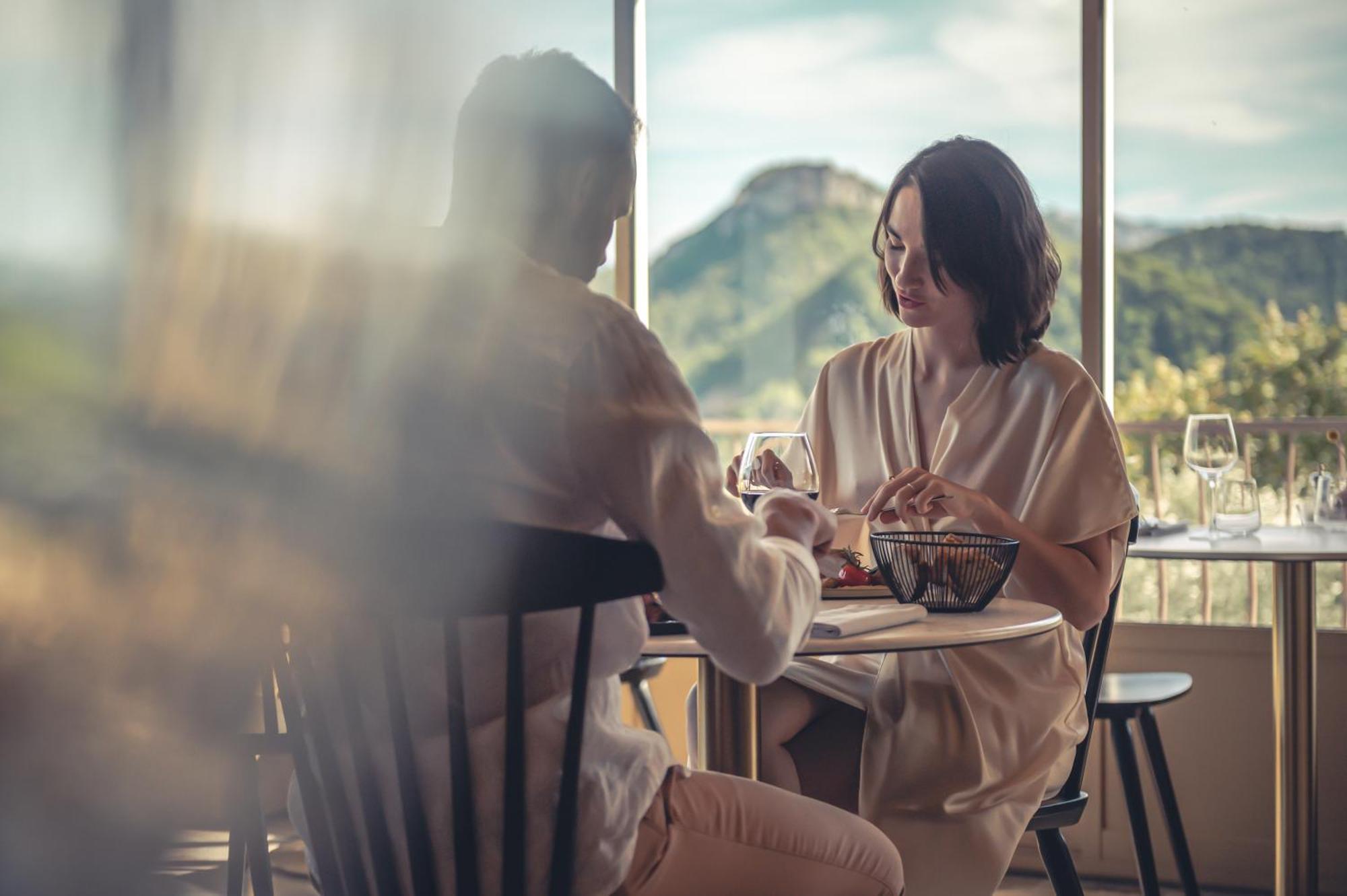Logis Hotel Restaurant Le Plantevin Propiac المظهر الخارجي الصورة