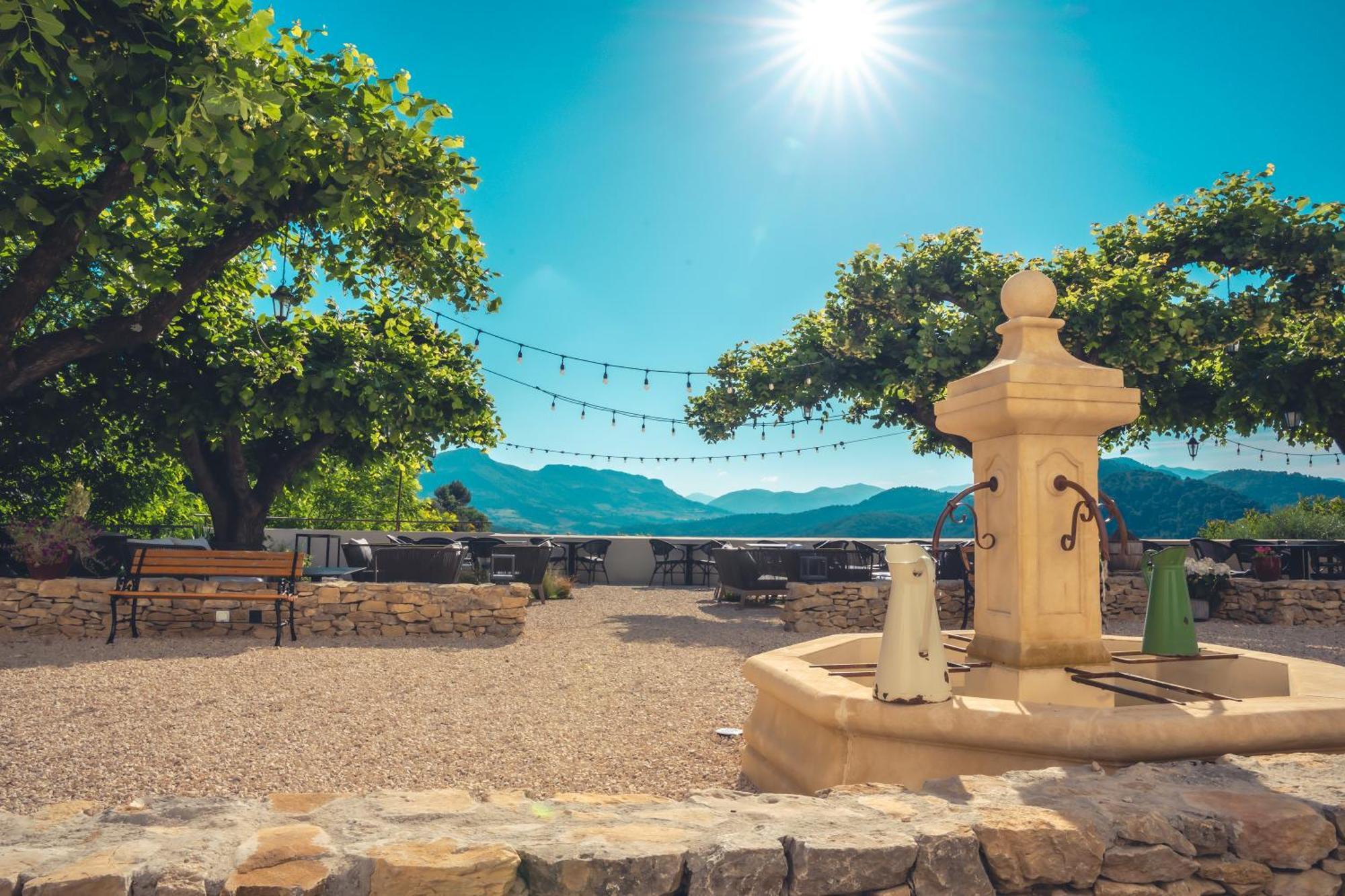 Logis Hotel Restaurant Le Plantevin Propiac المظهر الخارجي الصورة
